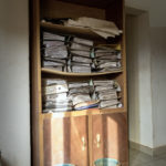 Ein Aktenschrank im Büro der malischen Hilfsorganisation "Association Malienne des Expulses".